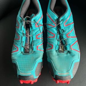 Salomon speed cross 4 .